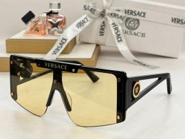 Picture of Versace Sunglasses _SKUfw53702469fw